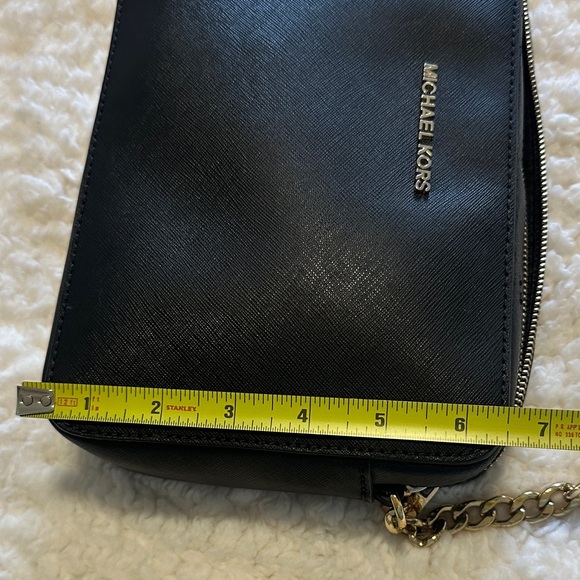 Michael Kors jet set Crossbody Bag - Picture 9 of 9